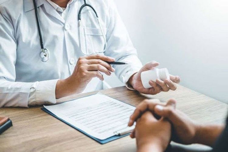 Người bệnh nên tham khảo ý kiến của bác sĩ về liều dùng thuốc Celebrex 200mg