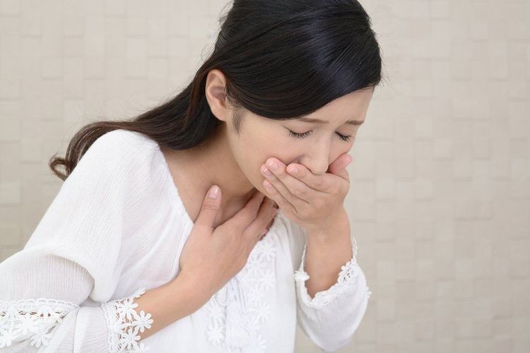 Buồn nôn là một trong các triệu chứng mà người bệnh có thể gặp khi dùng thuốc Olesom