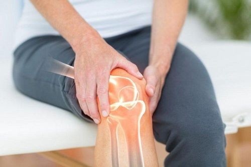 Viêm khớp phản ứng: Nguyên nhân, triệu chứng, chẩn đoán và điều trị
